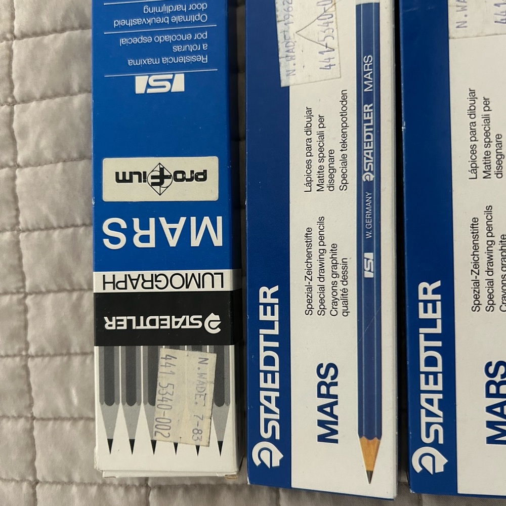 ✏️ Vintage Staedtler Mars Lumograph Drawing Pencils – Made in West Germany